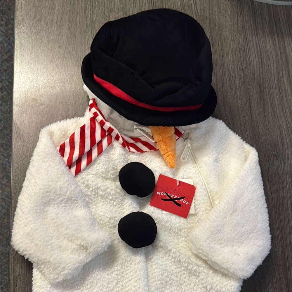 NWT Wondershop Snowman Footsie in Sz 0-6mo